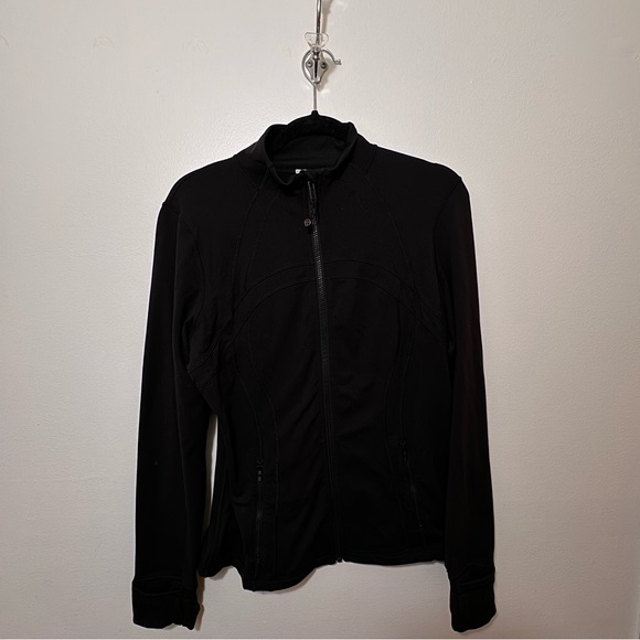 Lululemon 🍋 - Picture 2 of 3